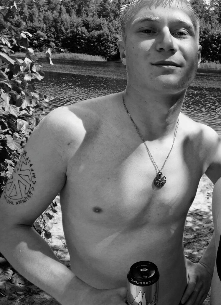  53094474  Vladka, 18 ,    