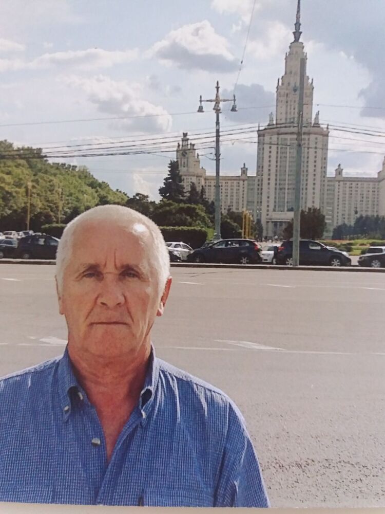  45194844  Vladimir, 74 ,    