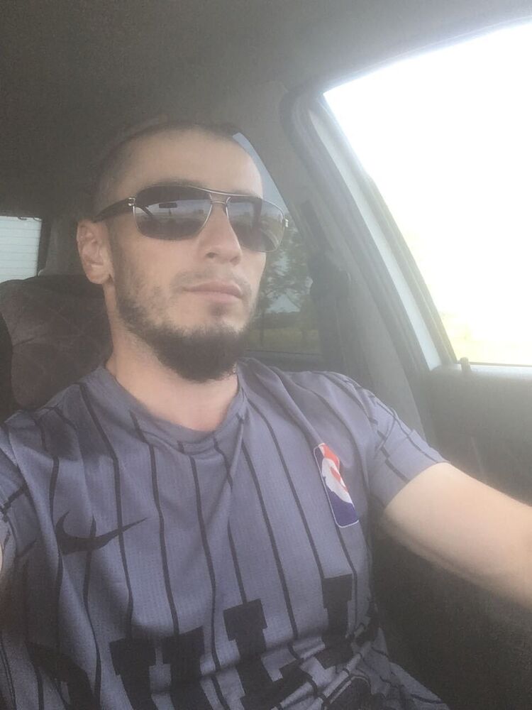  32312984  , 33 ,    
