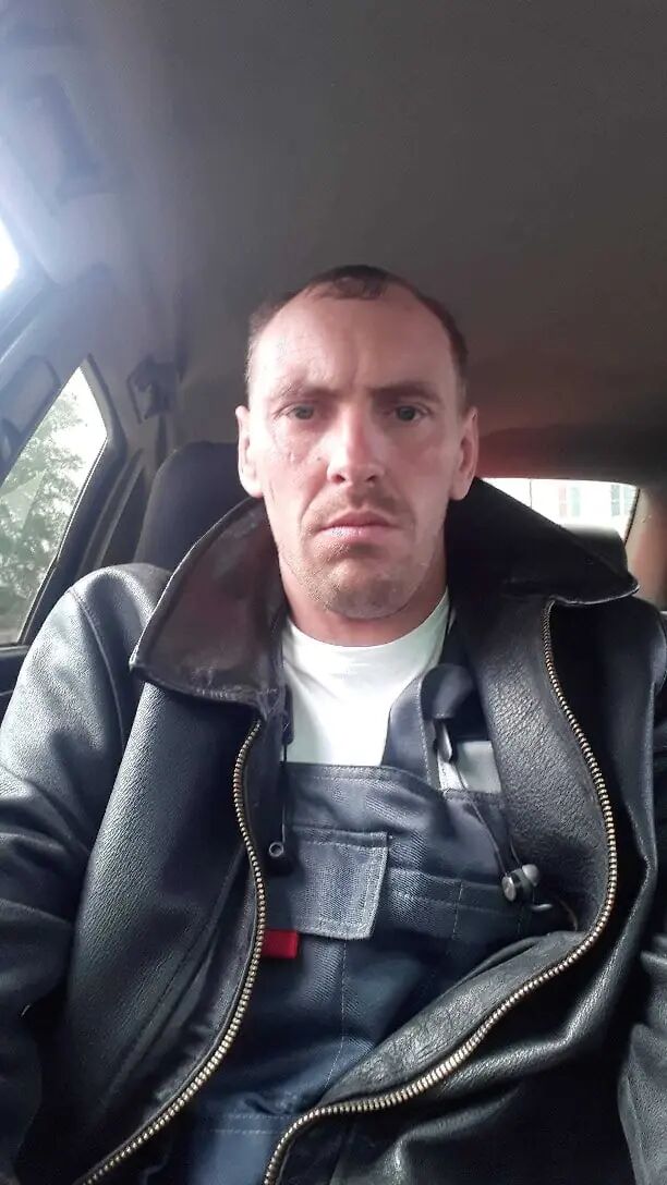  29618494  Aleksandr, 40 ,    