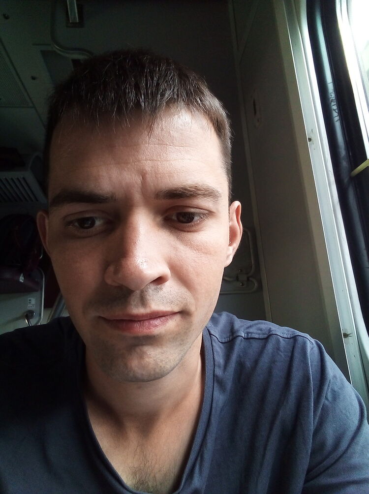 ���� 18683204 ������� ����, 34 ����, ���� ���������� � ������