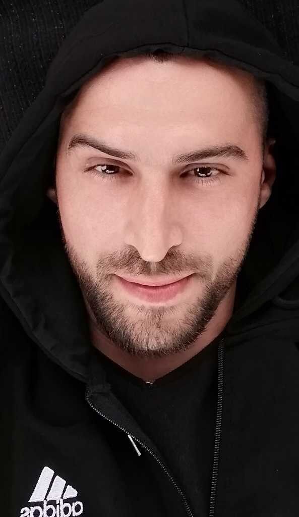  ,   Ali, 34 ,   ,   , c 