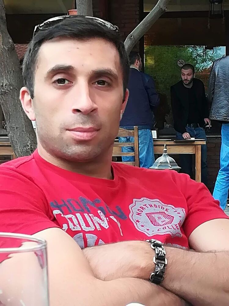  12400554  Sergo, 43 ,    