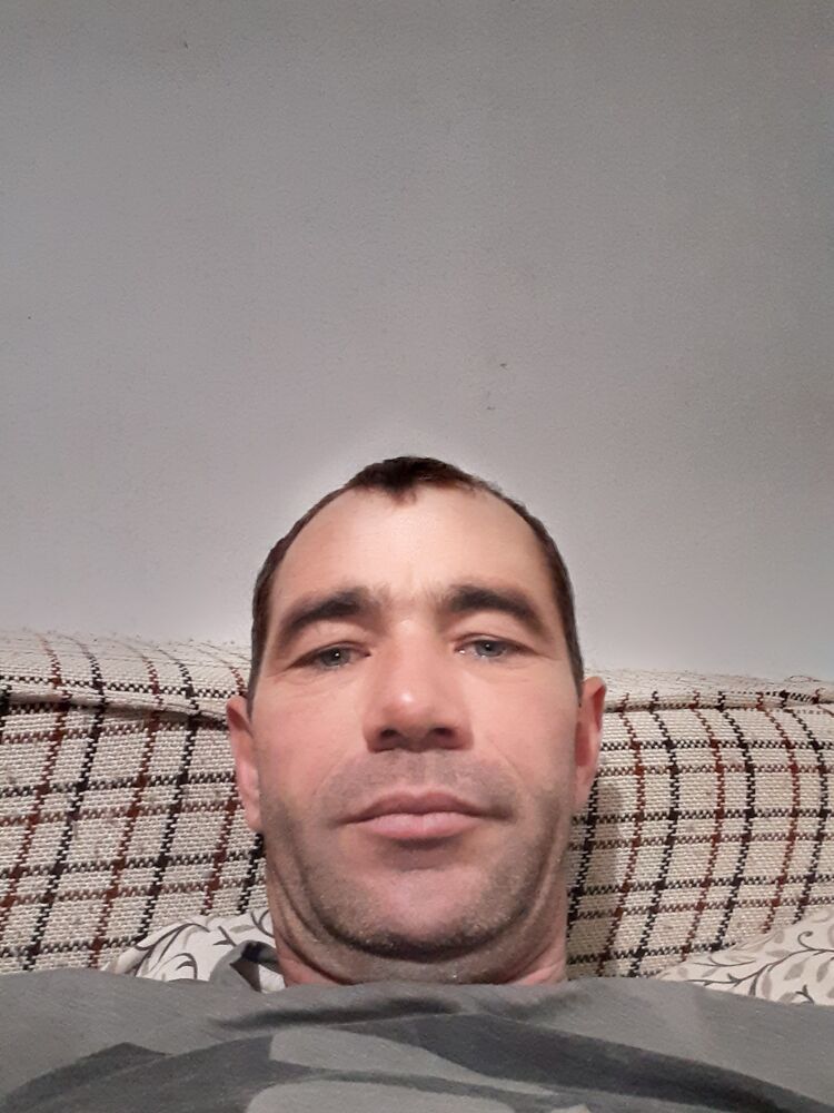  30728284  Iura, 44 ,    