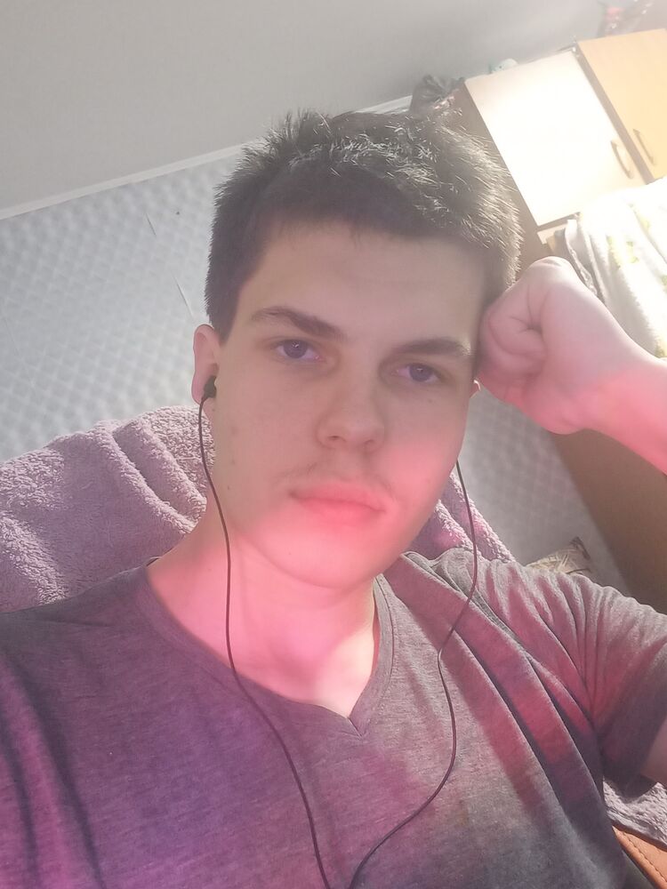  42648774  , 22 ,    
