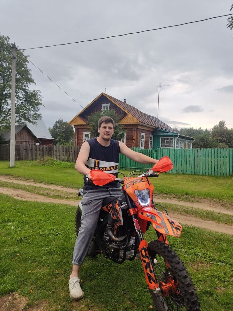  54046354  , 27 ,    -