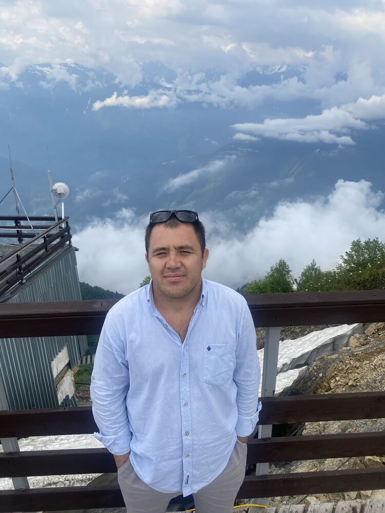  ,   Shavkat, 39 ,   ,   