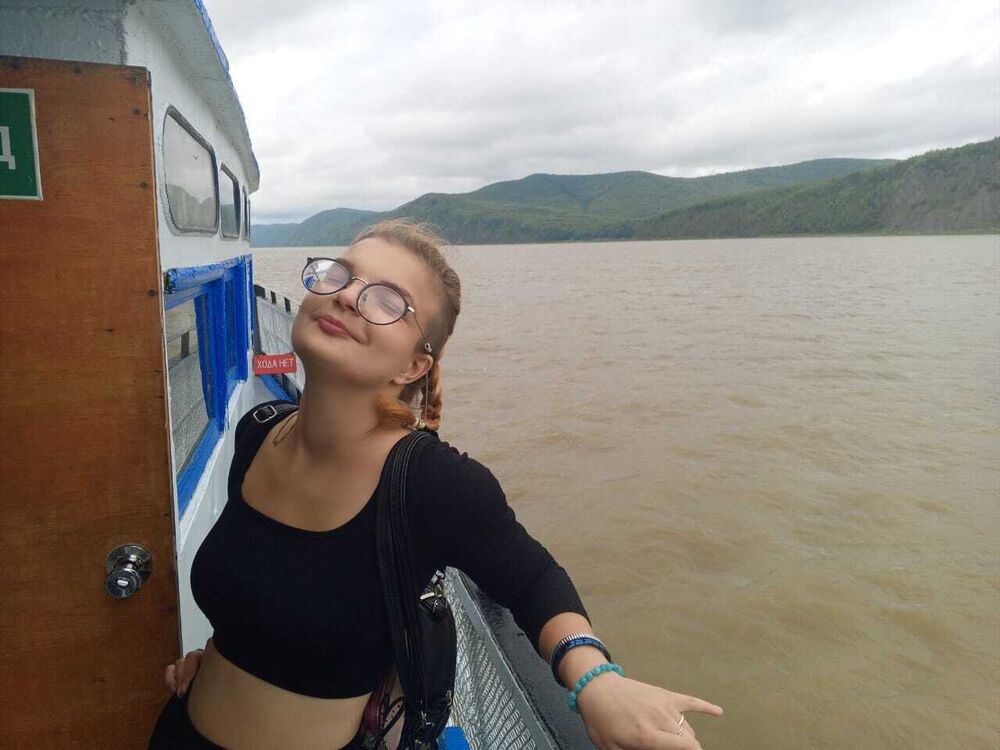  --,   , 24 ,   ,   