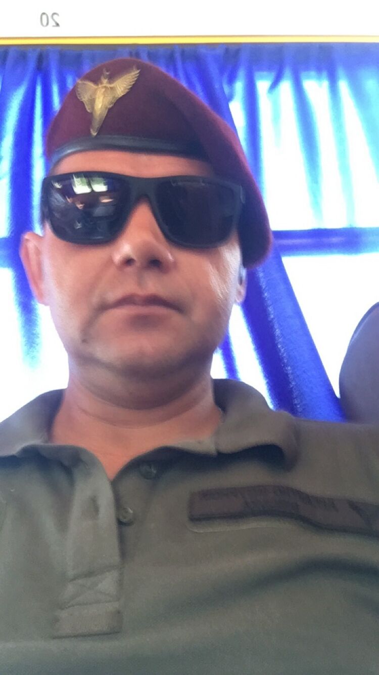  23017204  , 48 ,    