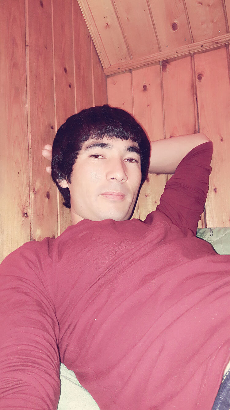  24585624  Umedjon, 32 ,    -