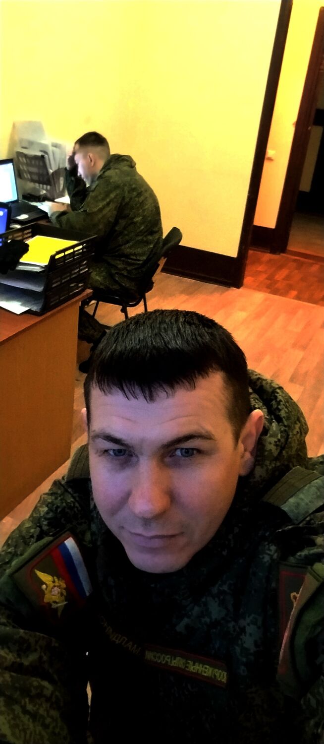  31837754  Damir, 35 ,    