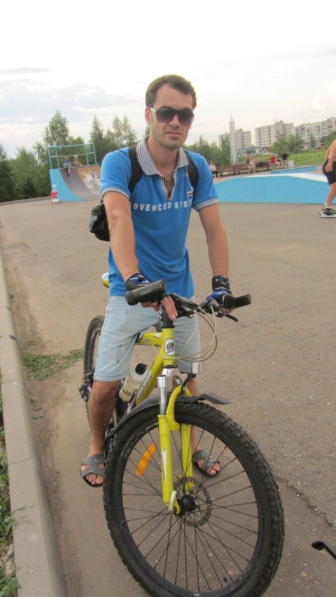  13064424  DMITRIY, 40 ,    