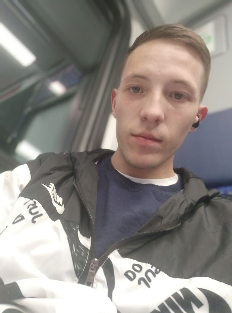  38986894  , 23 ,    