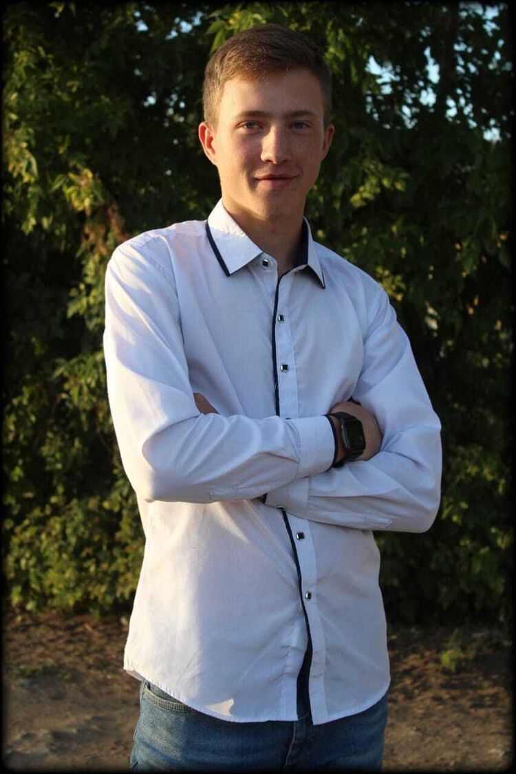  ,   Alexander, 21 ,     , c 