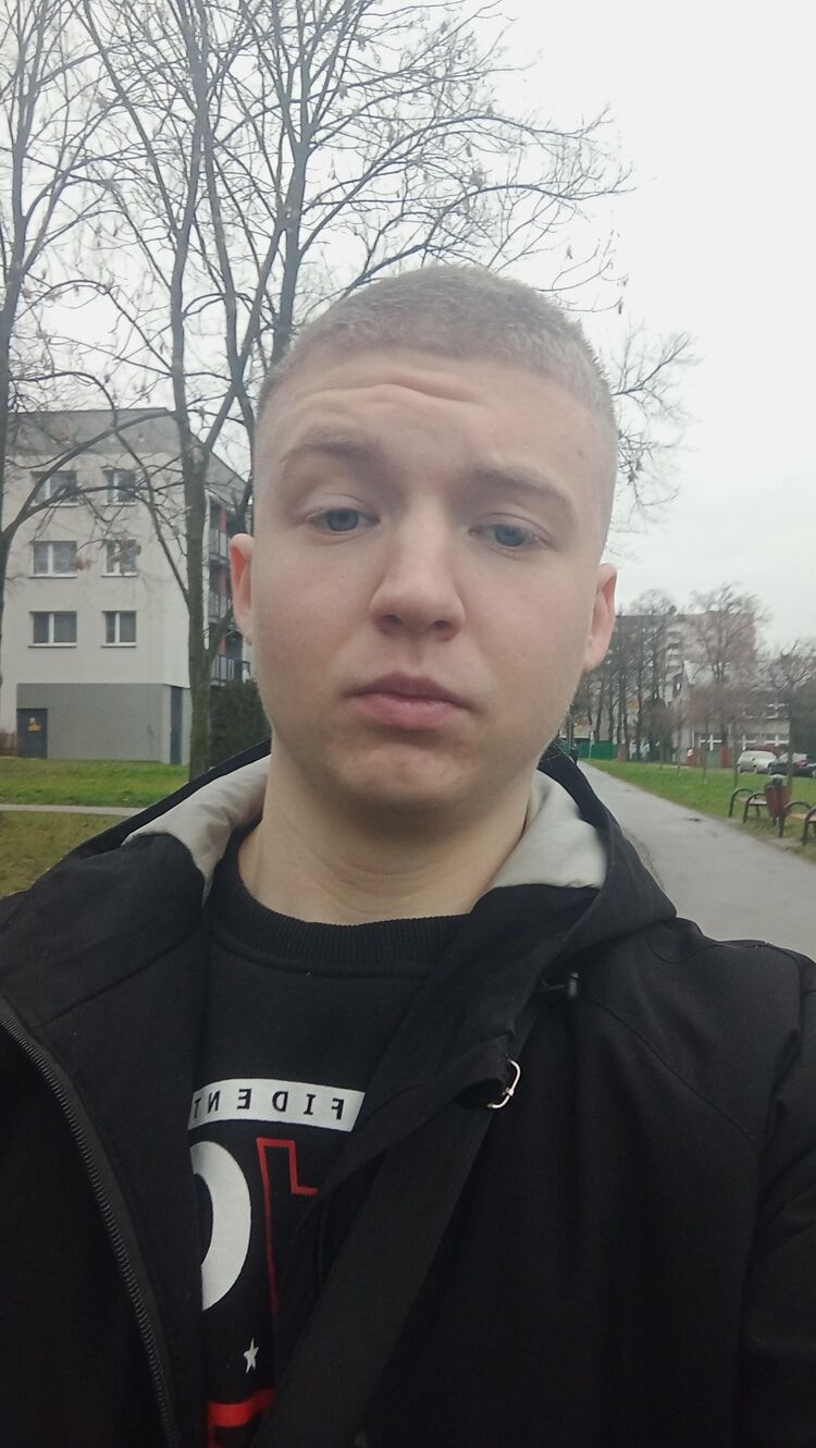  Tychy,   , 18 ,   ,   
