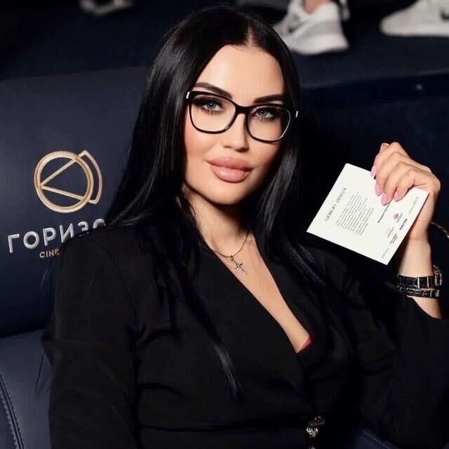  53299704  , 37 ,    --