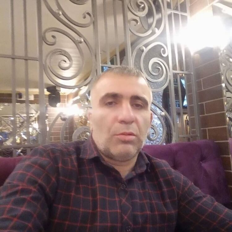  42502674  , 44 ,    