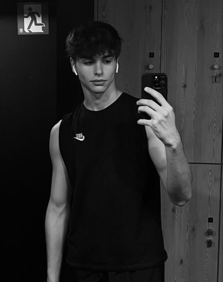  50662394  Vahe, 19 ,    