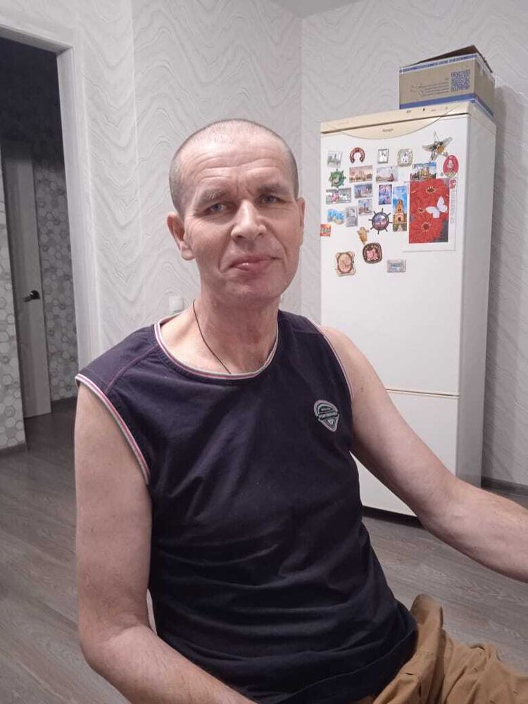  51614234  Mikhail, 58 ,    