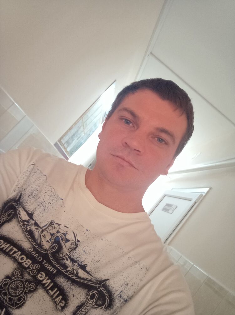  39023594  , 34 ,    