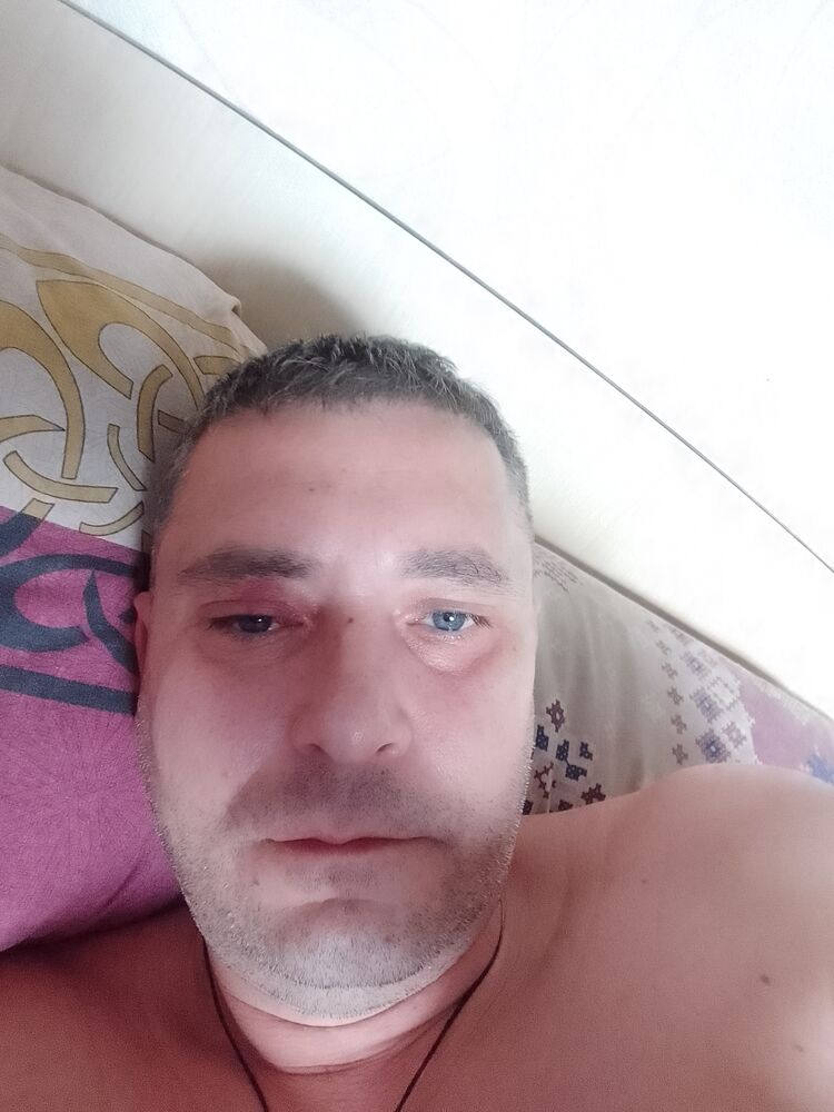  46180124  , 40 ,    