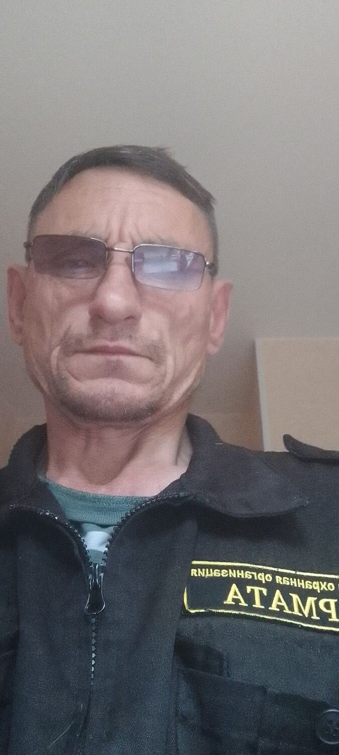  43293044  , 51 ,    