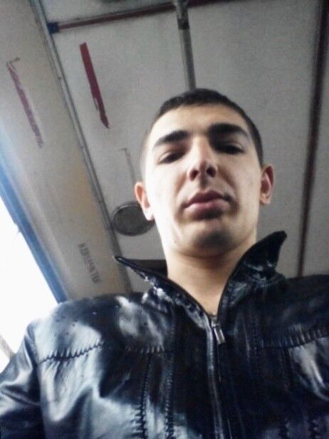  10046864  Djejej, 31 ,    