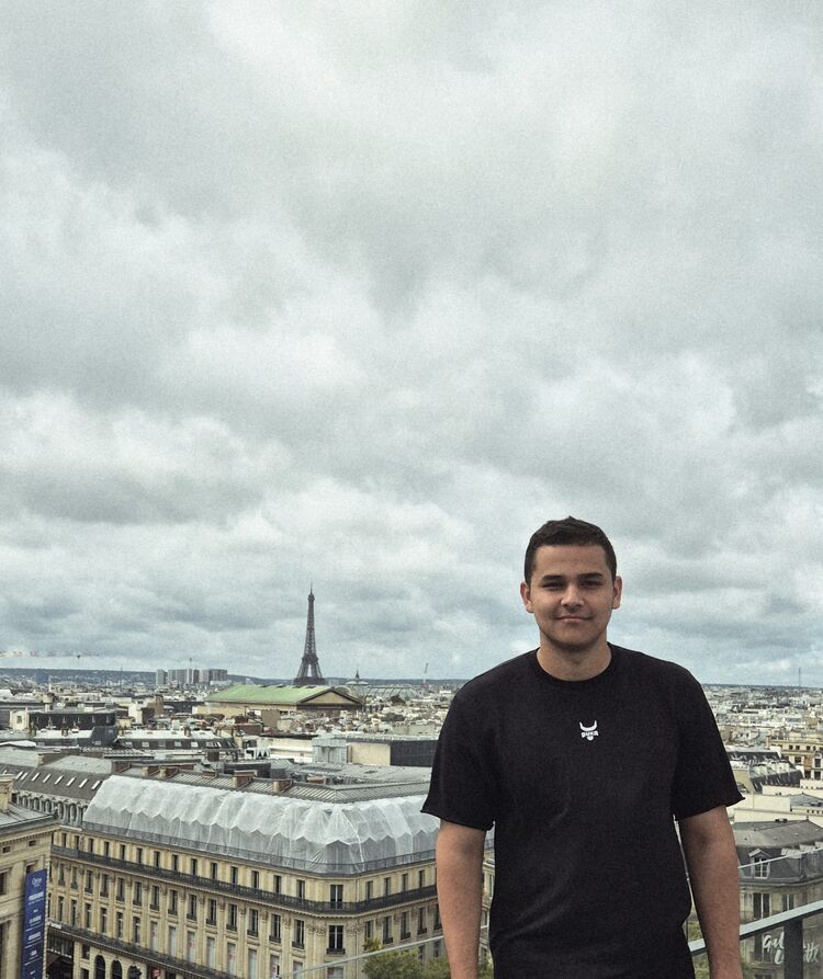 ���� 55751324 ����� DILSHOD, 21 ���, ���� ���������� � ��������