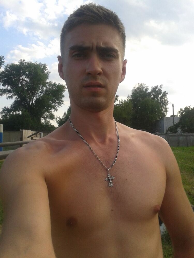  7981524  Alexandr, 33 ,    