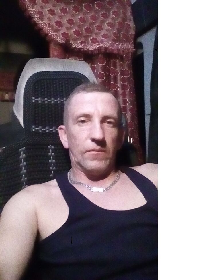  6371474  Igor, 52 ,    