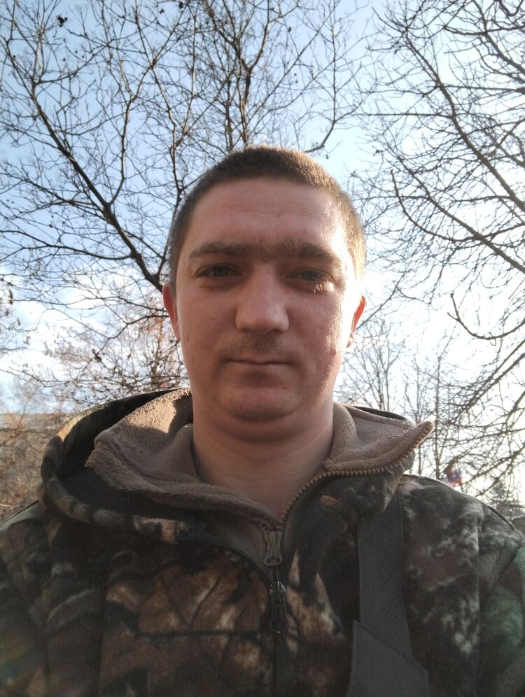  43425574  , 28 ,    