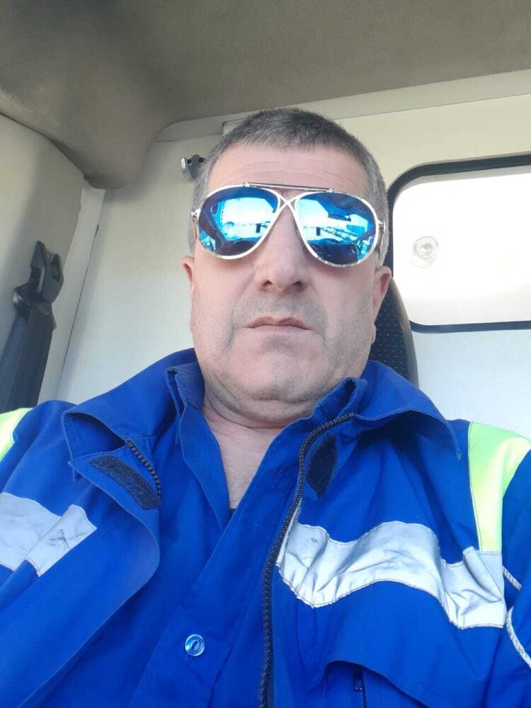  41989434  , 46 ,    