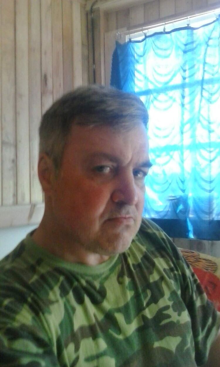  37482844  Aleksei, 56 ,    
