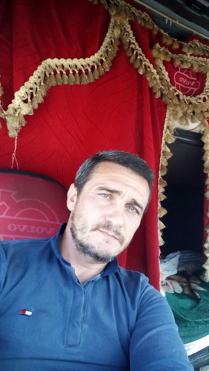  ,   Ali, 40 ,   ,   , c 