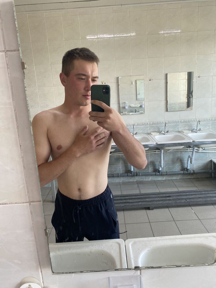  ,   Kirill, 21 ,   ,   , c , 