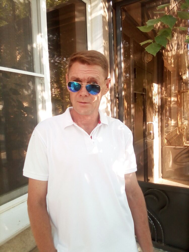  16505304  Aleksey, 51 ,    