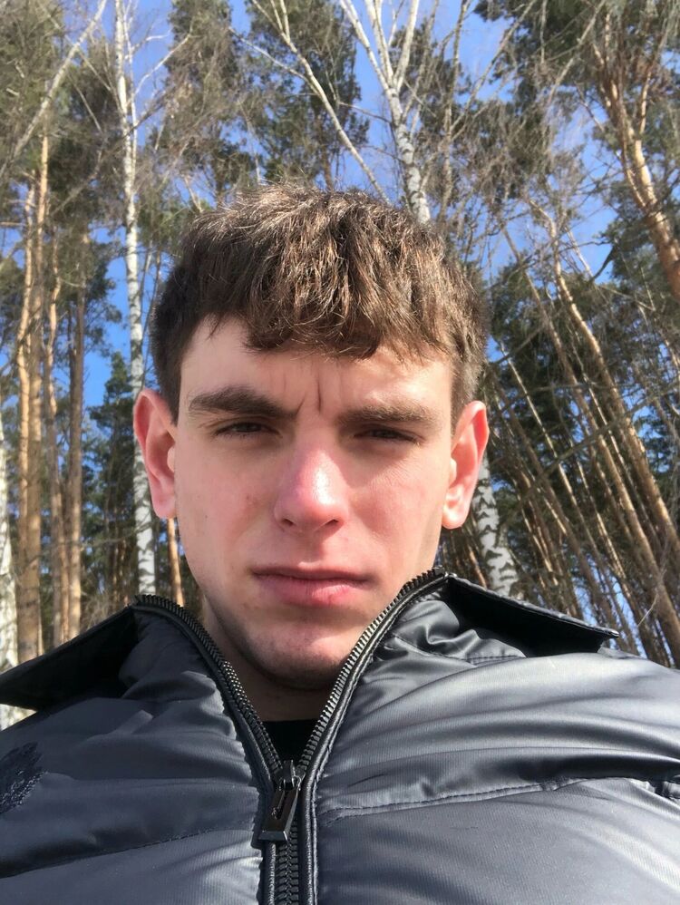  39742854  , 24 ,    