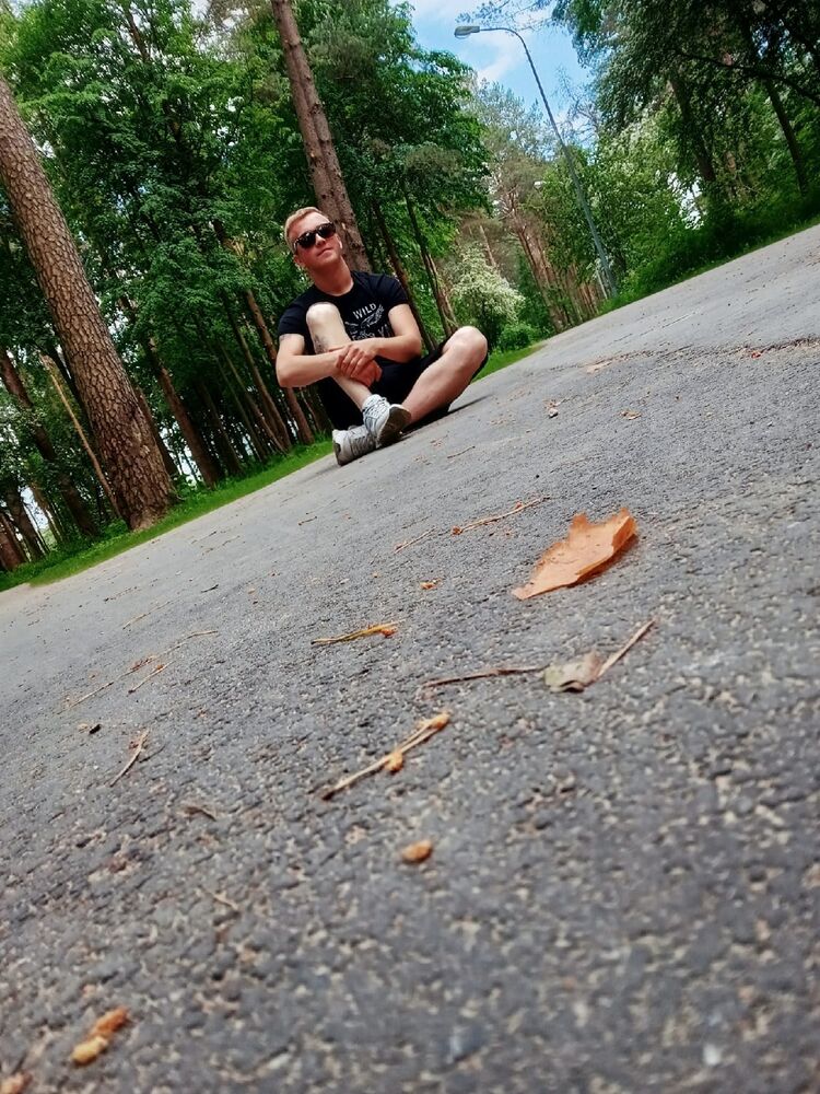  ,   , 28 ,   ,   