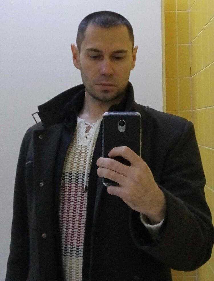  52755074  , 35 ,    