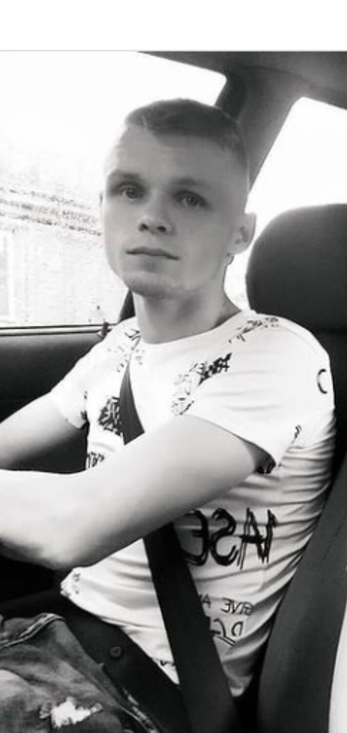  27117354  Dima, 29 ,     