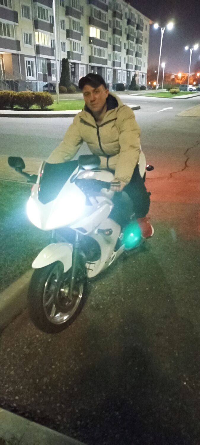  ,   Aleksey, 33 ,   ,   