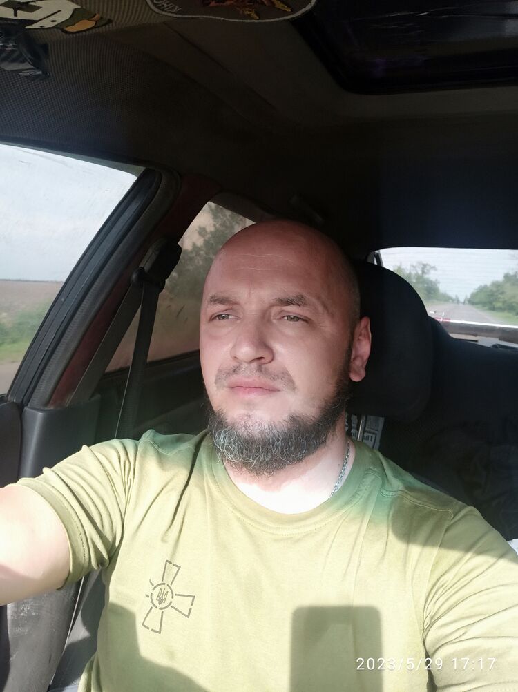  49882104  , 42 ,    
