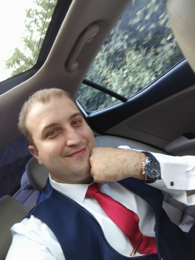  28855944  , 30 ,    