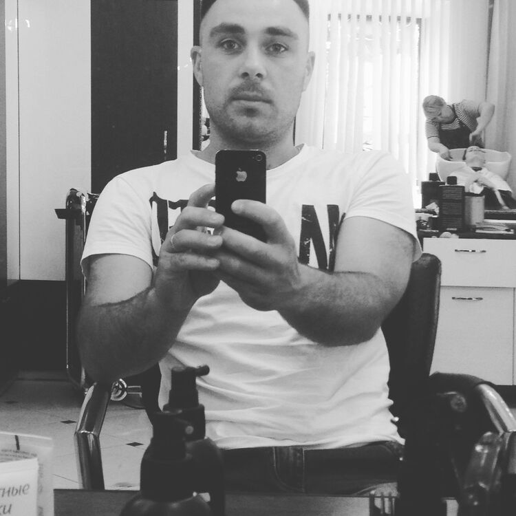  ,   Radu, 37 ,   ,   , c 