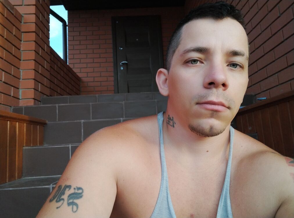  29120664  Vladislav, 29 ,     