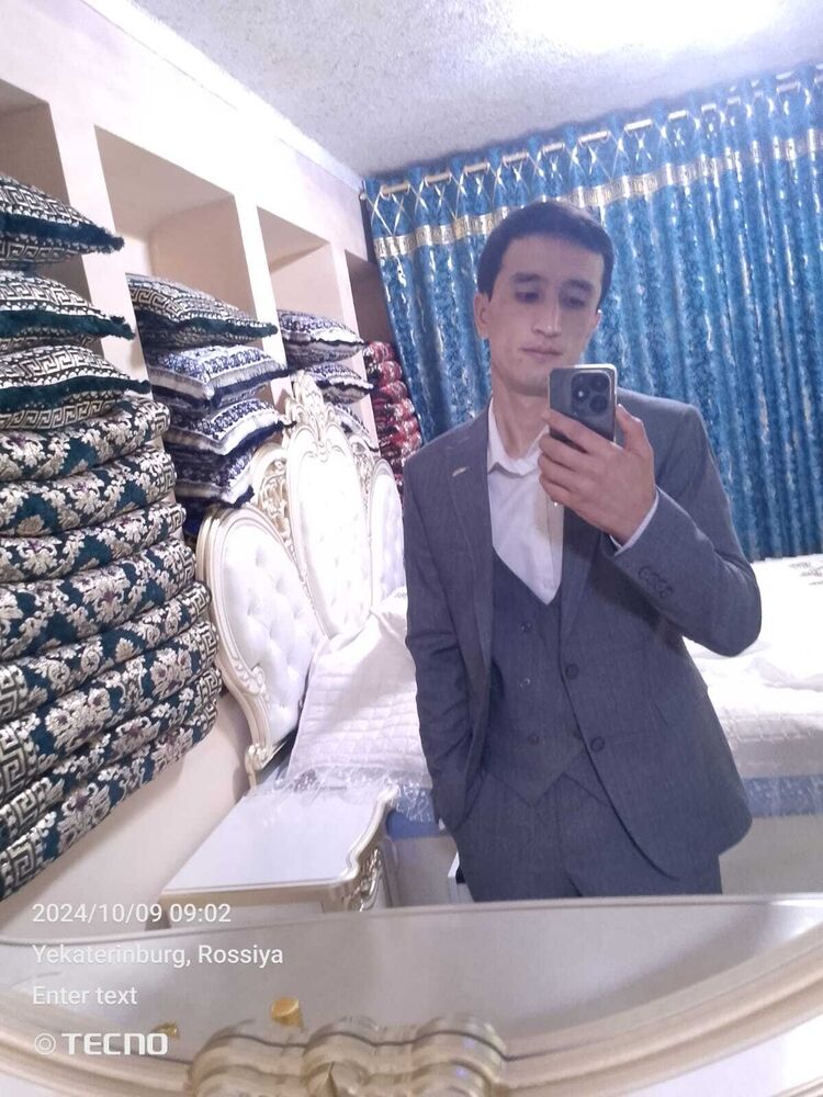  ,   Davronbek, 22 ,   ,   