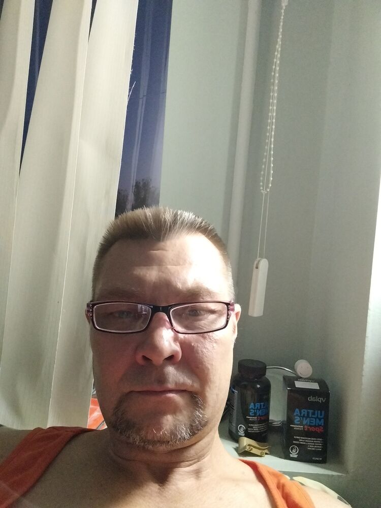  45722144  Alex, 39 ,    