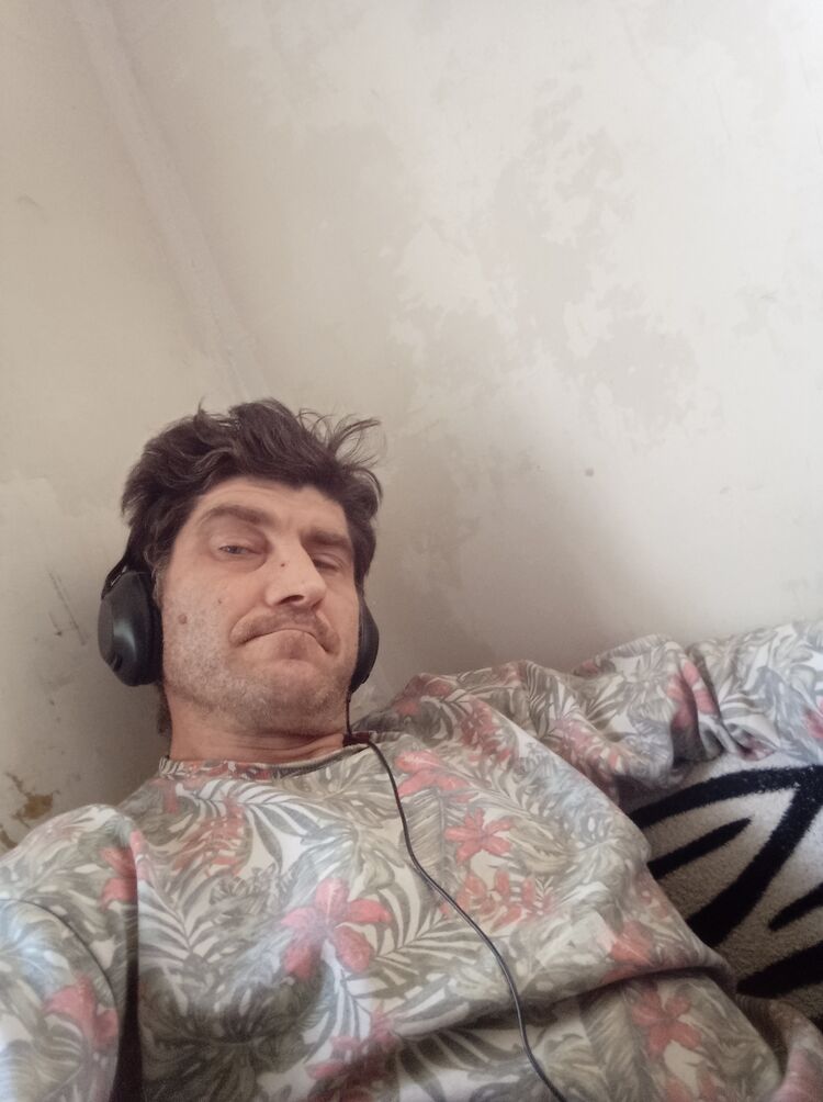  ,   Valedjo Niva, 39 ,   ,   , c 