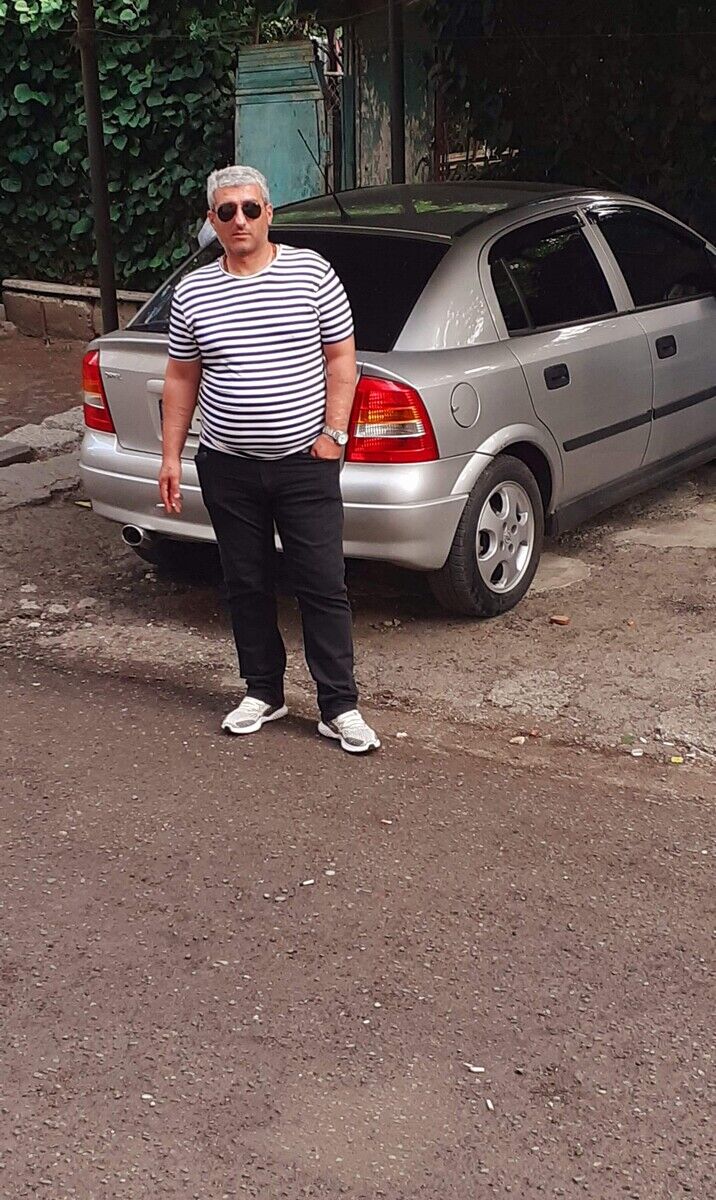  20272964  Beno, 43 ,    