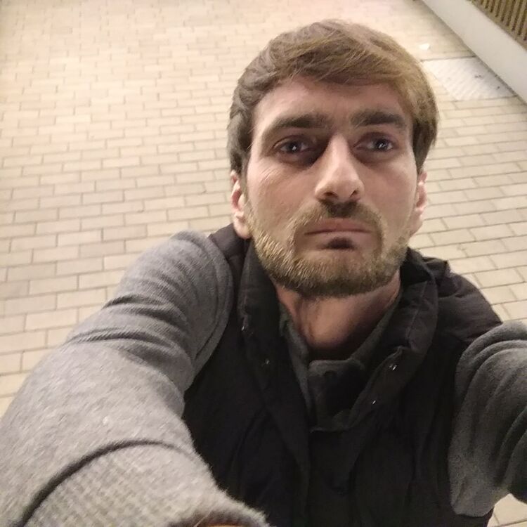  ,   M, 31 ,   ,   